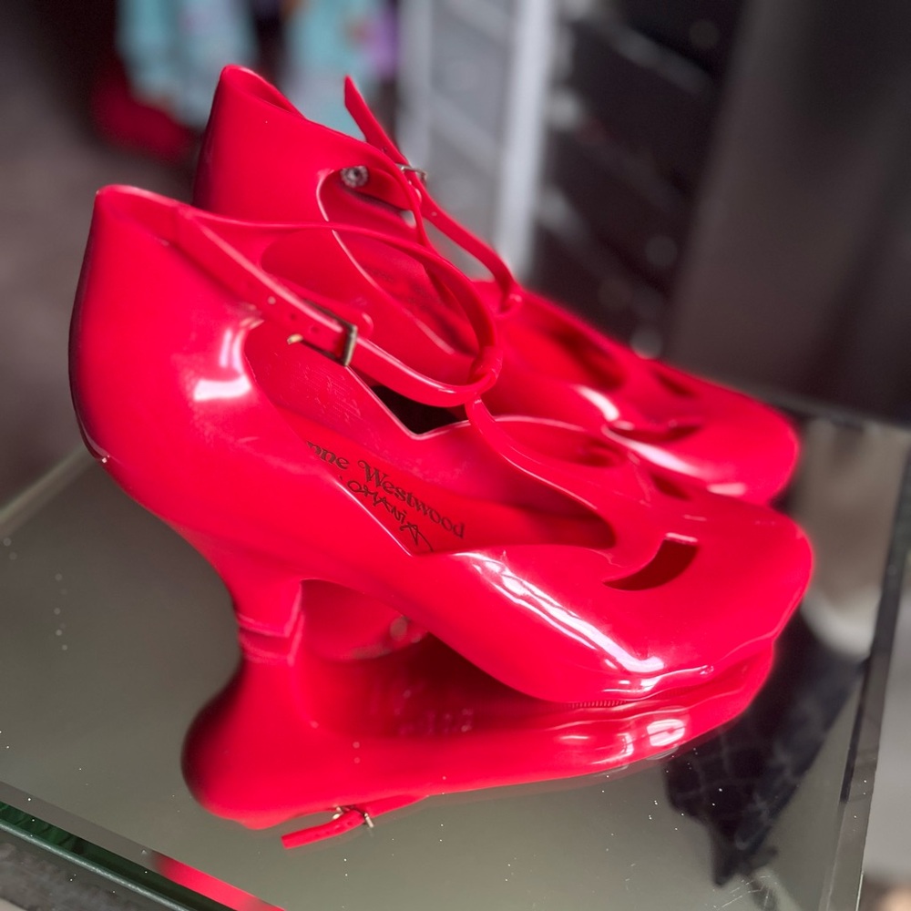 Vivienne Westwood x Anglomania x Melissa Mary Jane rubber shoes in Cherry red